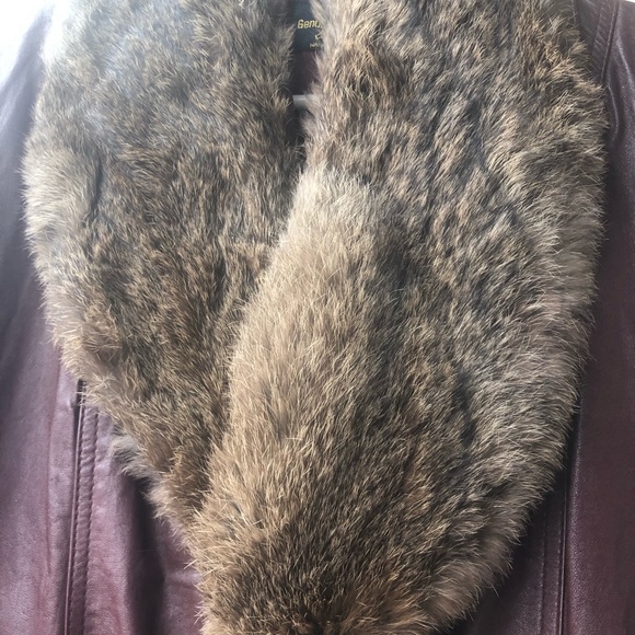 Winter sale ❣️❣️❣️Vintage leather jacket w authentic fur - Picture 3 of 8